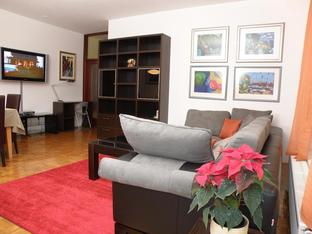 Prestige Apartman ซาเกร็บ ห้อง รูปภาพ