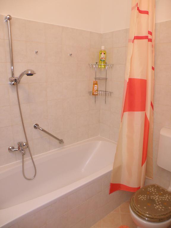 Prestige Apartman ซาเกร็บ ภายนอก รูปภาพ