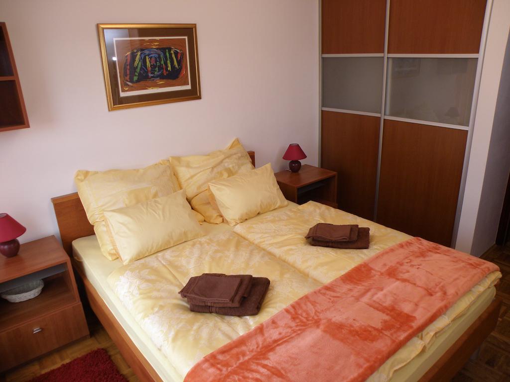 Prestige Apartman ซาเกร็บ ภายนอก รูปภาพ
